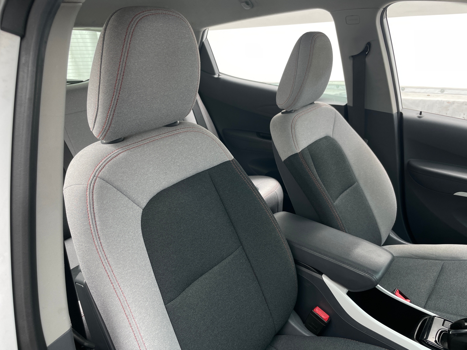 Thumbnail: 2019 Chevrolet Bolt EV - 2