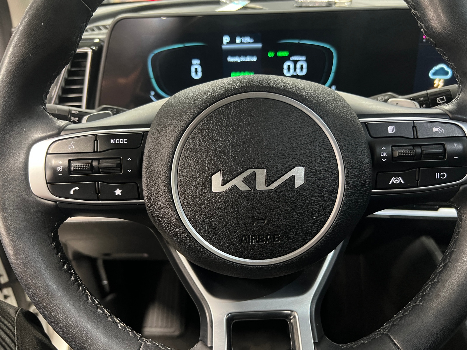 Thumbnail: 2023 Kia Sportage - 4
