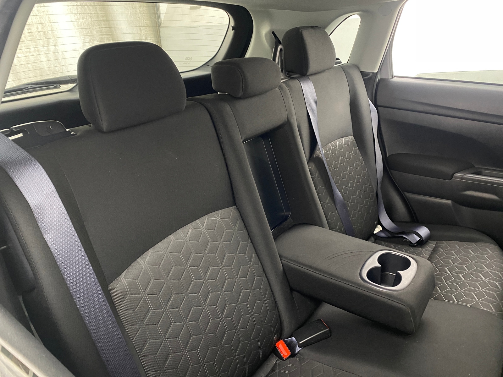 Thumbnail: 2020 Mitsubishi Outlander Sport - 6