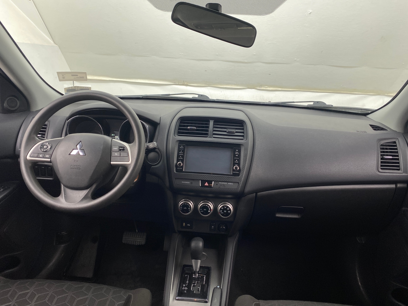 Thumbnail: 2020 Mitsubishi Outlander Sport - 3