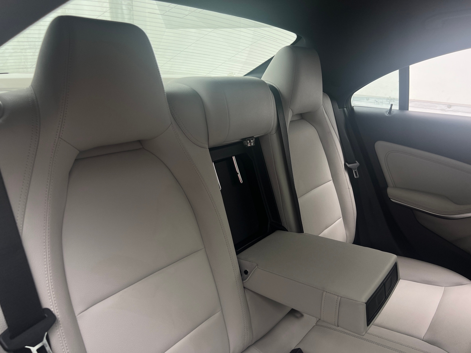 Thumbnail: 2015 Mercedes-Benz CLA - 4