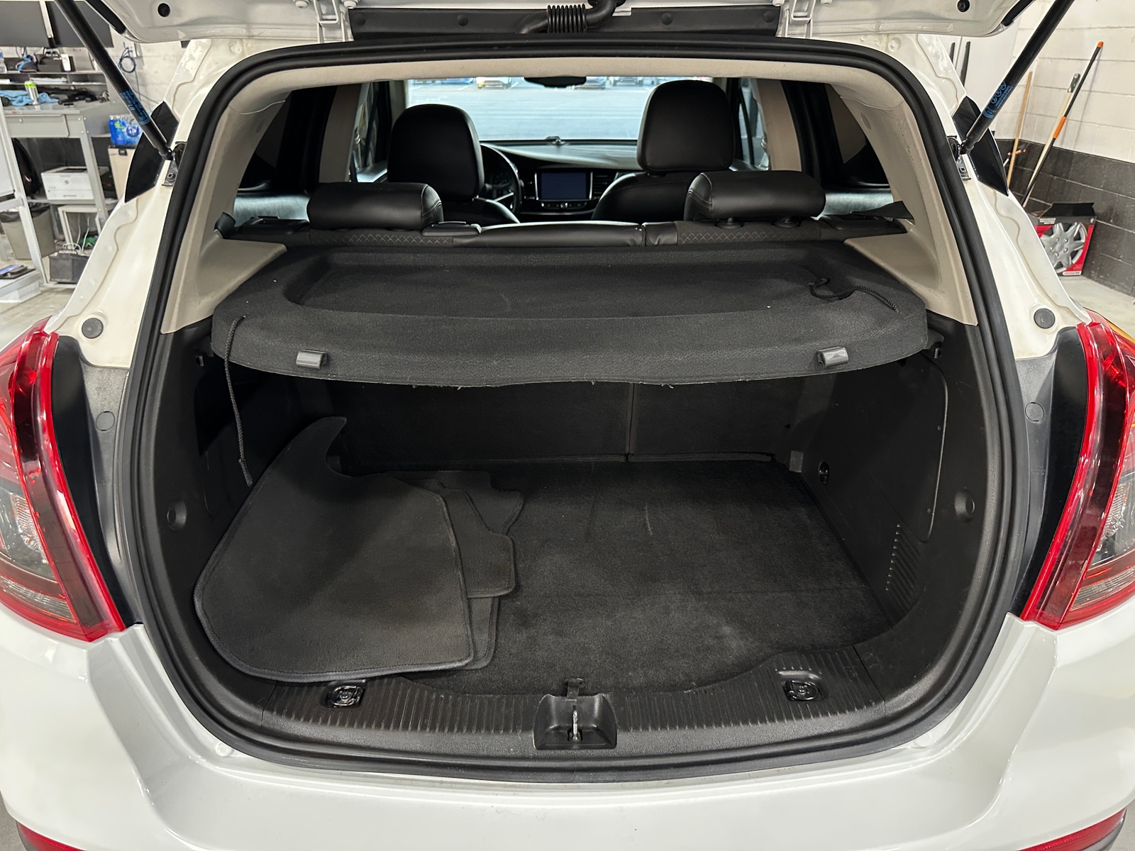 Thumbnail: 2020 Buick Encore - 7