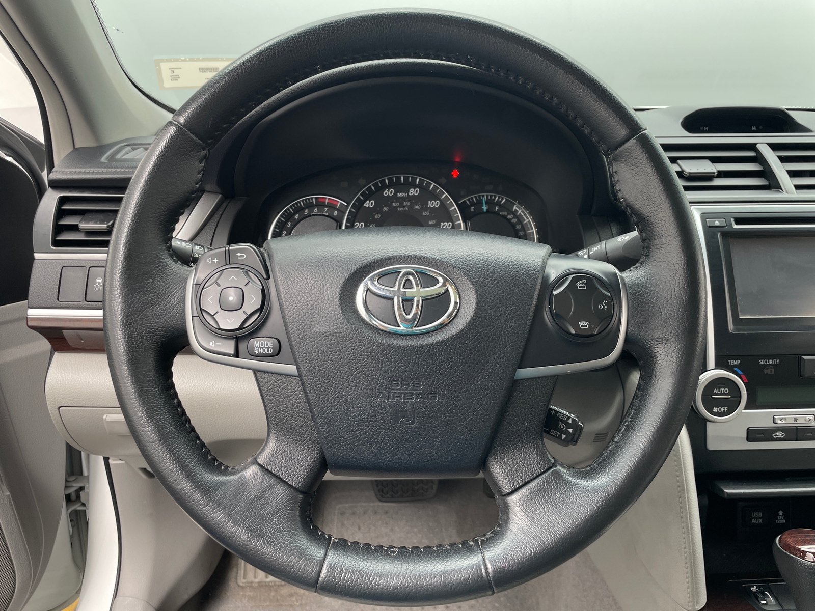 Thumbnail: 2013 Toyota Camry - 4