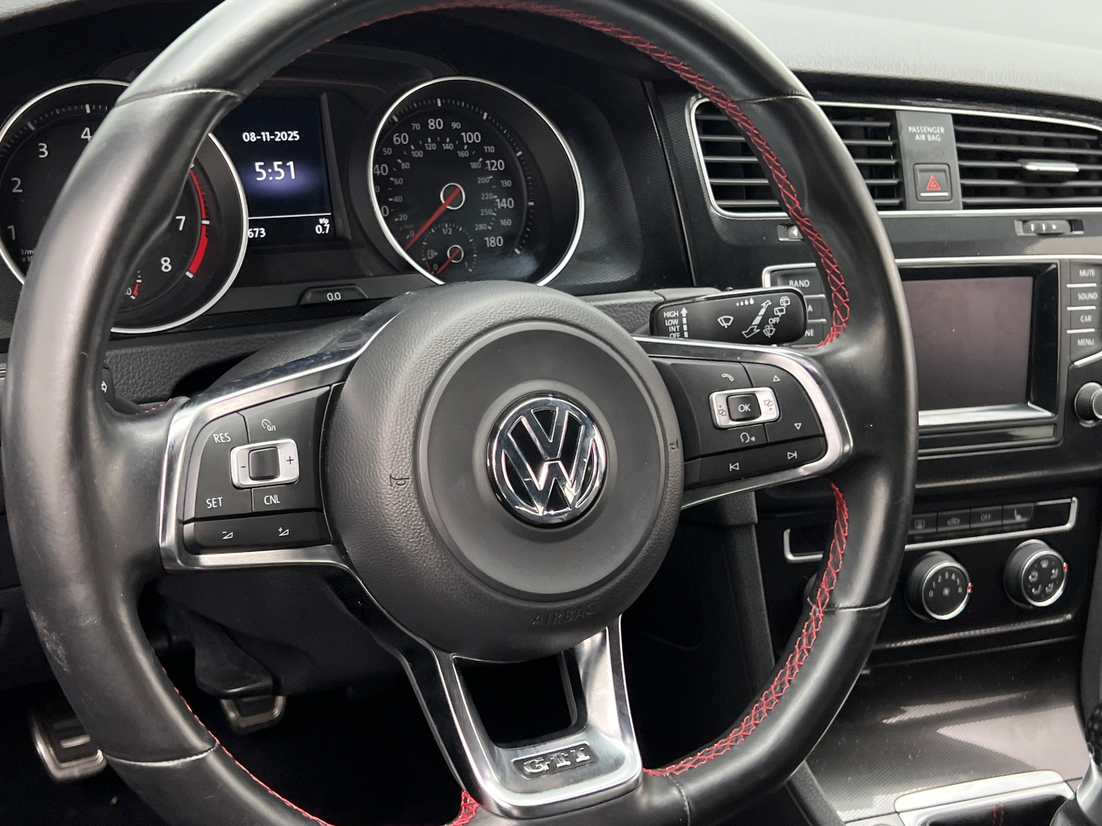 Thumbnail: 2015 Volkswagen Golf - 5