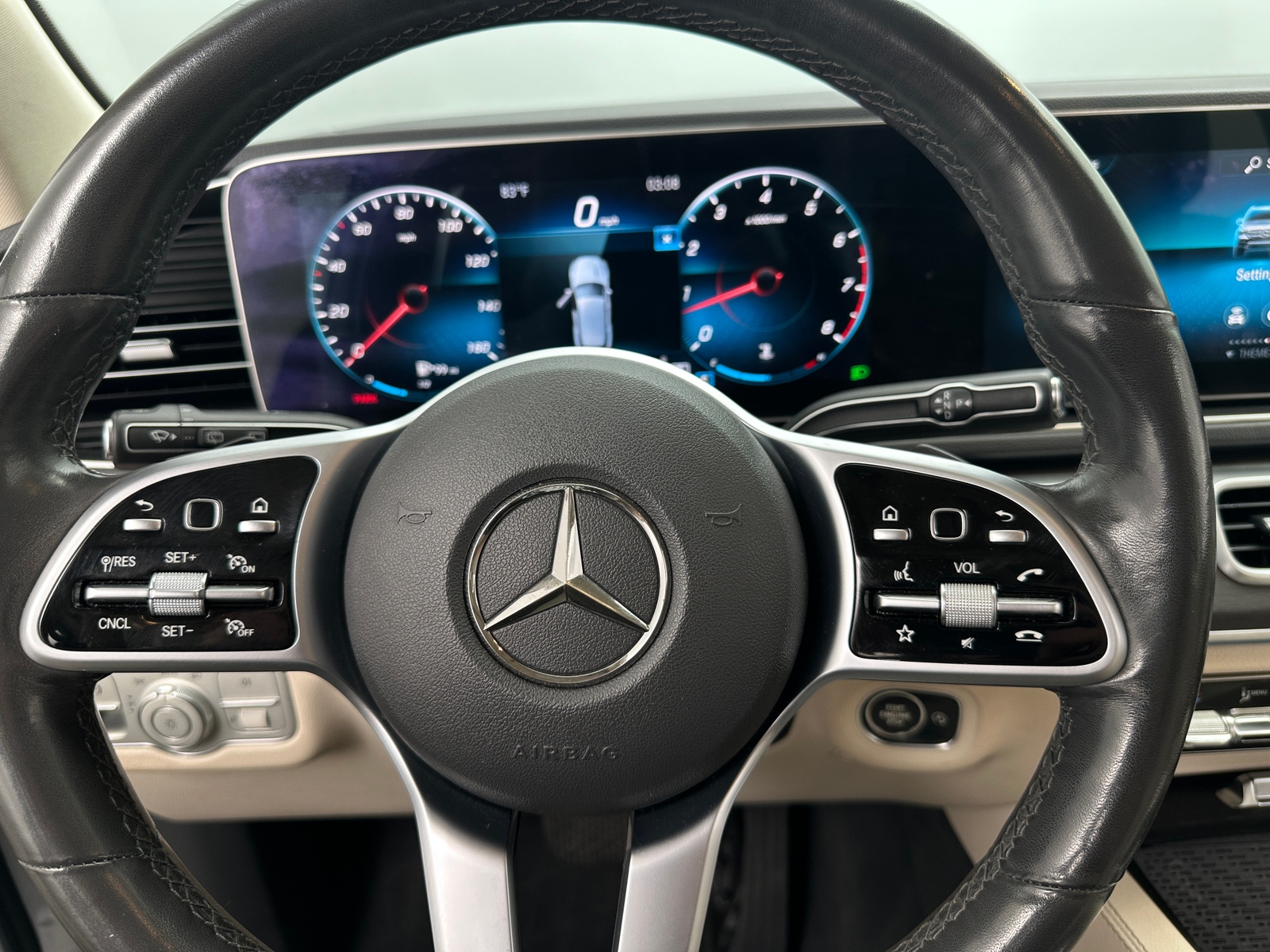 Thumbnail: 2020 Mercedes-Benz GLE - 4