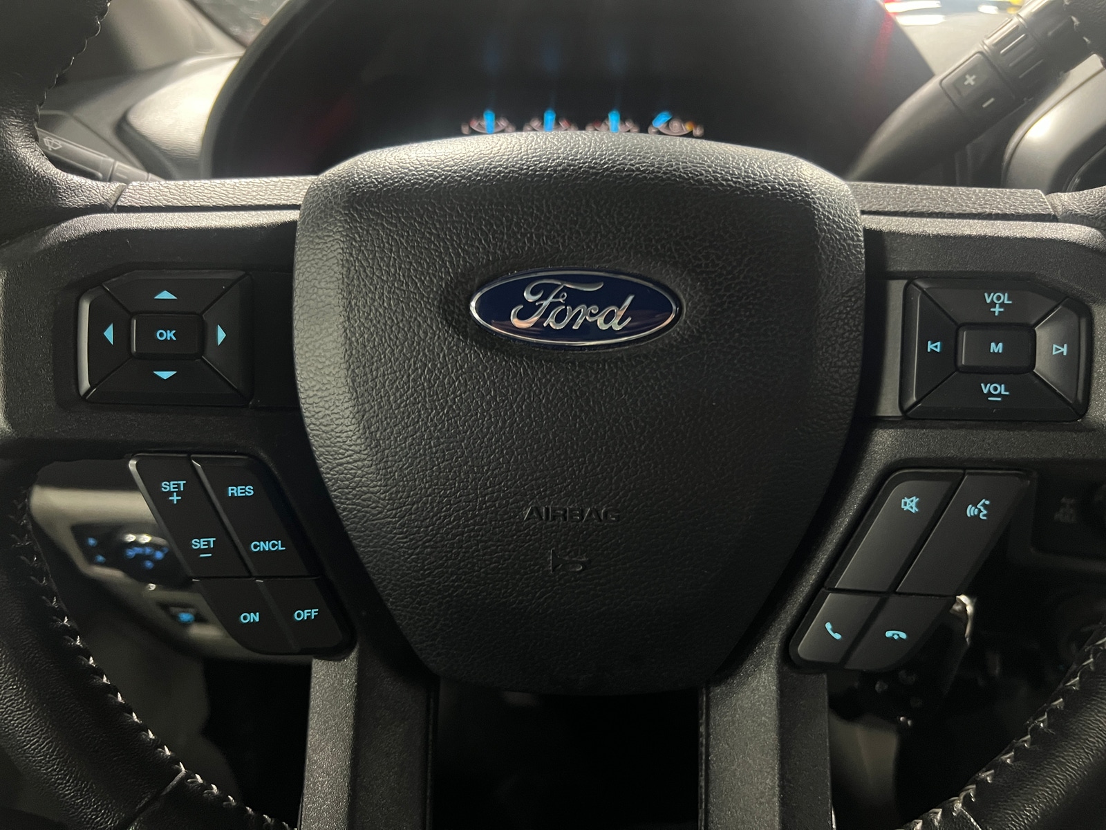 Thumbnail: 2019 Ford Econoline - 5