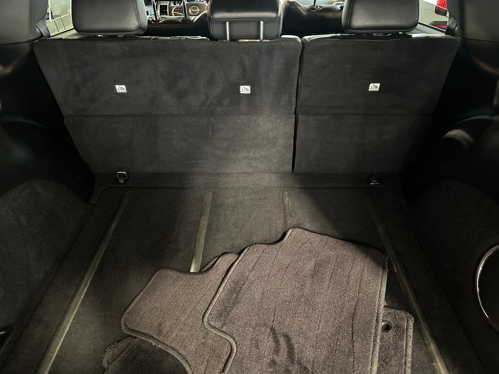 Thumbnail: 2015 Jeep Grand Cherokee - 6