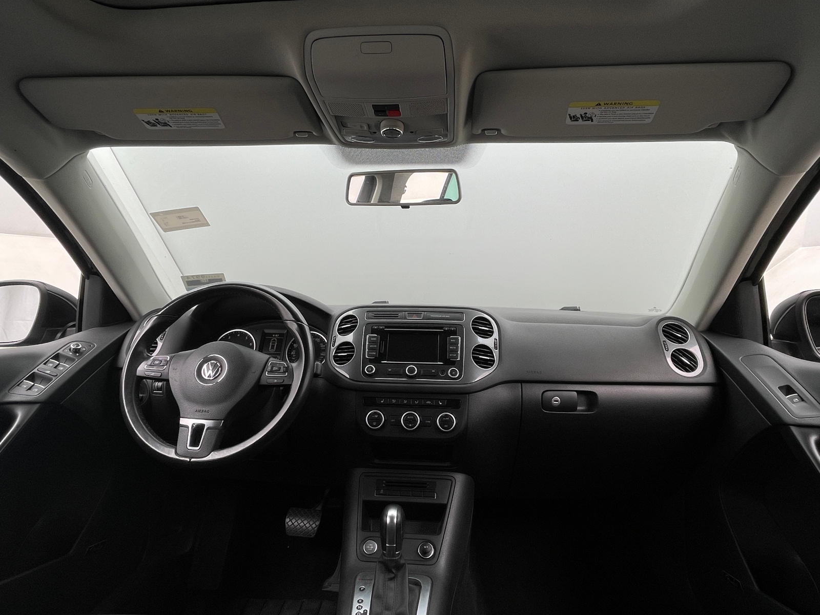Thumbnail: 2014 Volkswagen Tiguan - 3
