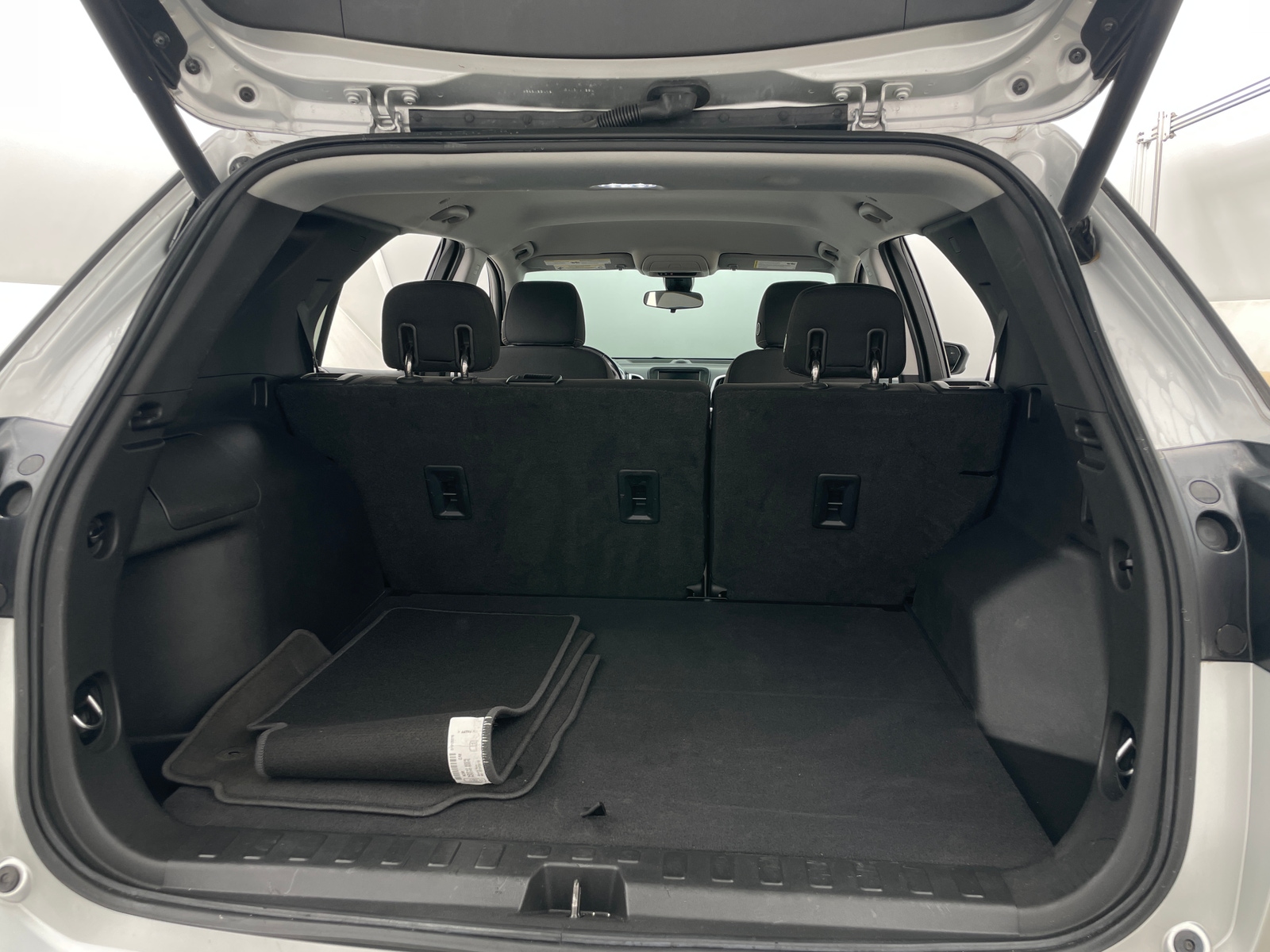 Thumbnail: 2020 Chevrolet Equinox - 7