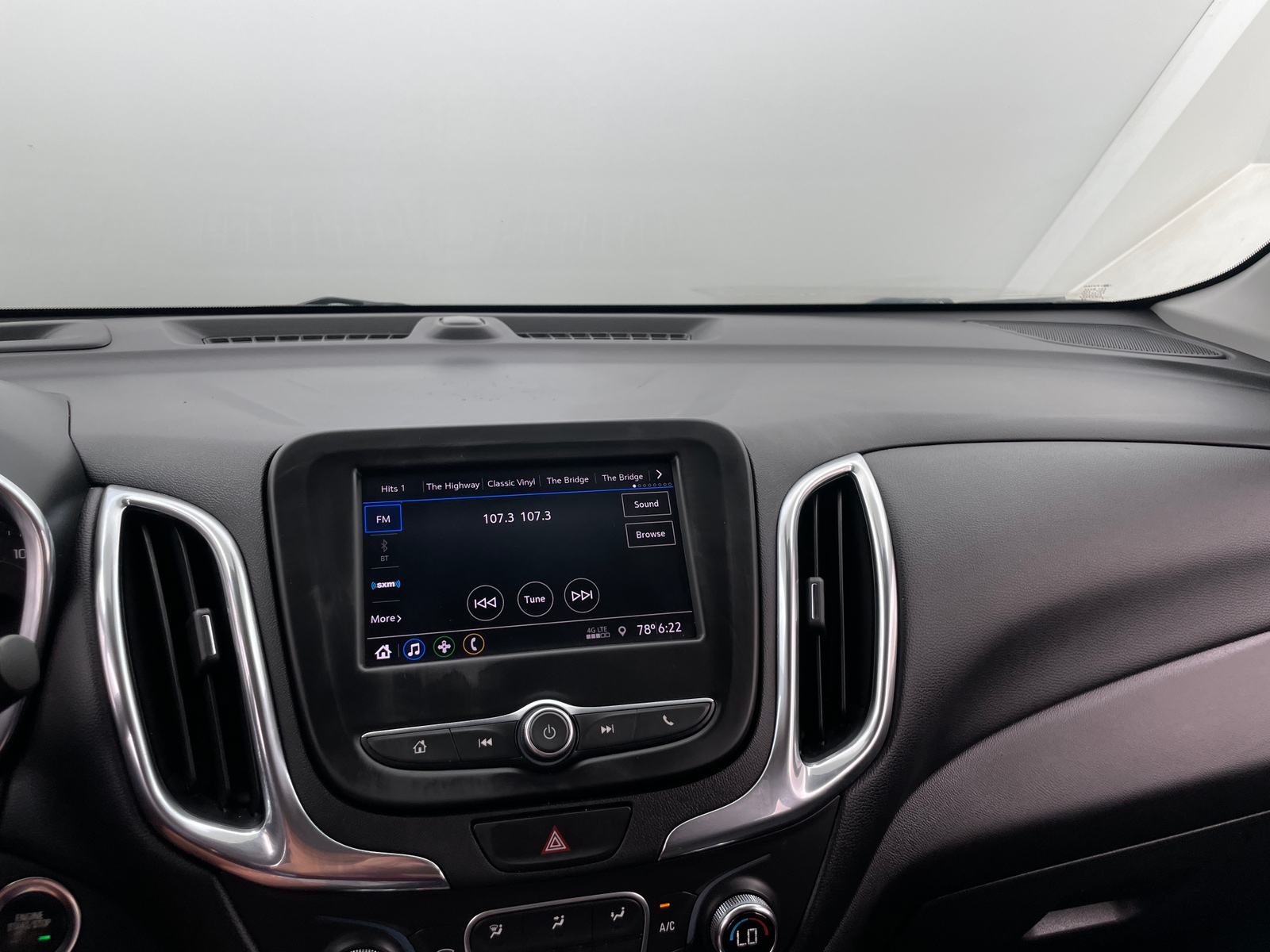 Thumbnail: 2020 Chevrolet Equinox - 4