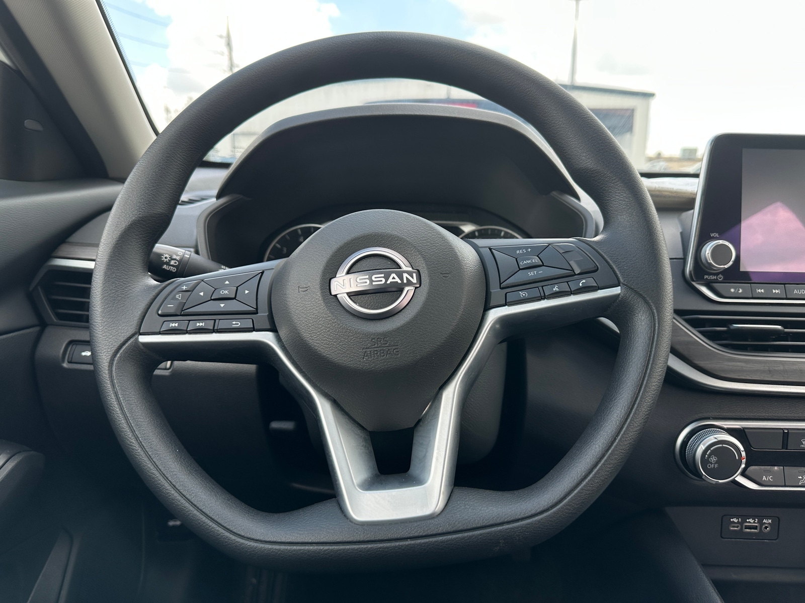 Thumbnail: 2025 Nissan Altima - 5