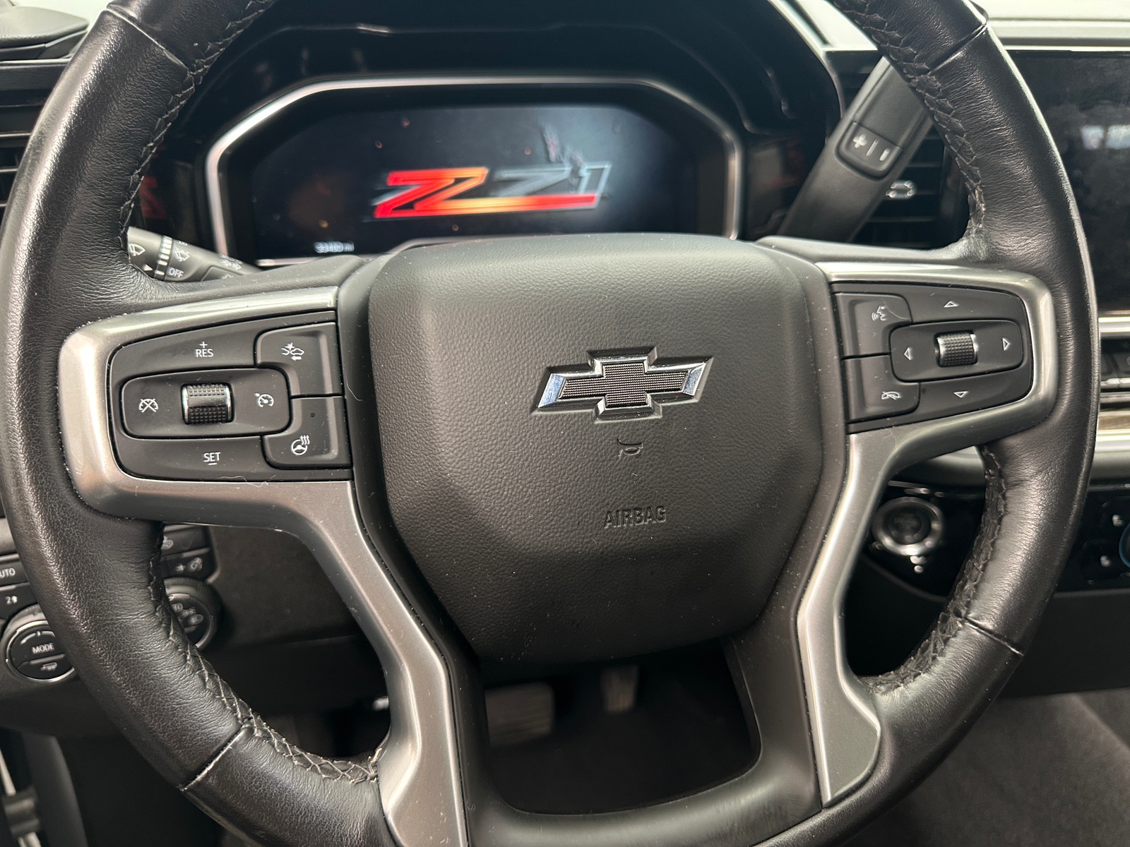 Thumbnail: 2022 Chevrolet Silverado 1500 - 5