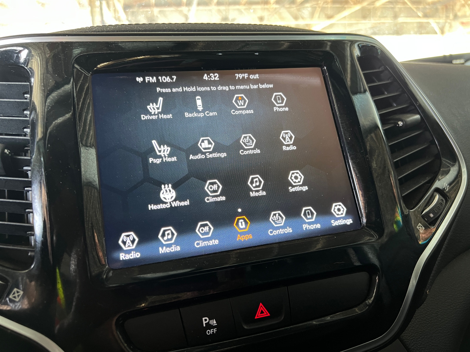 Thumbnail: 2020 Jeep Cherokee - 4