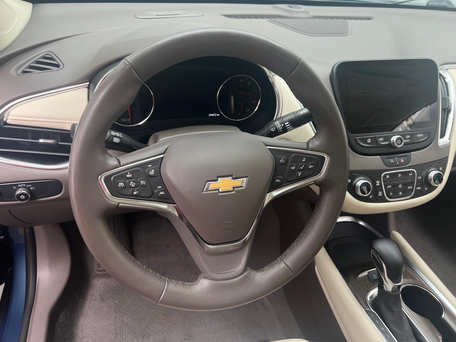 Thumbnail: 2024 Chevrolet Malibu - 5