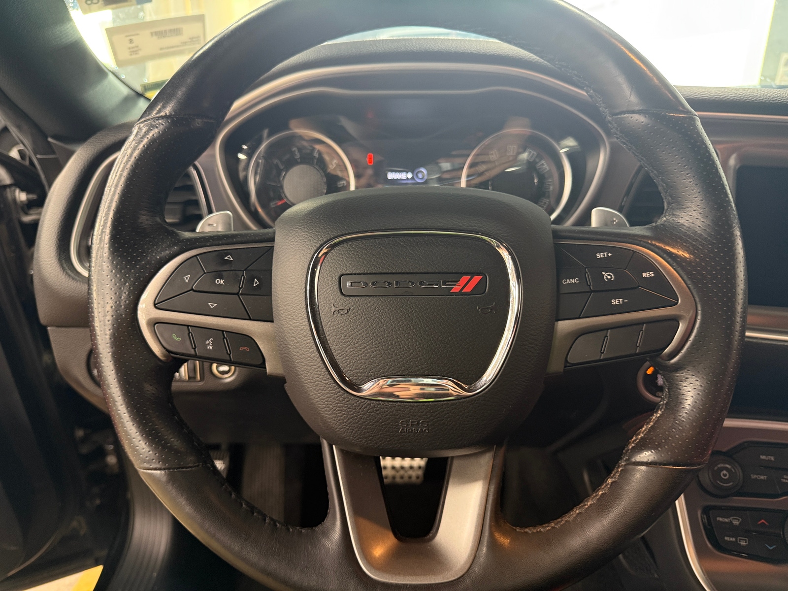Thumbnail: 2019 Dodge Challenger - 3