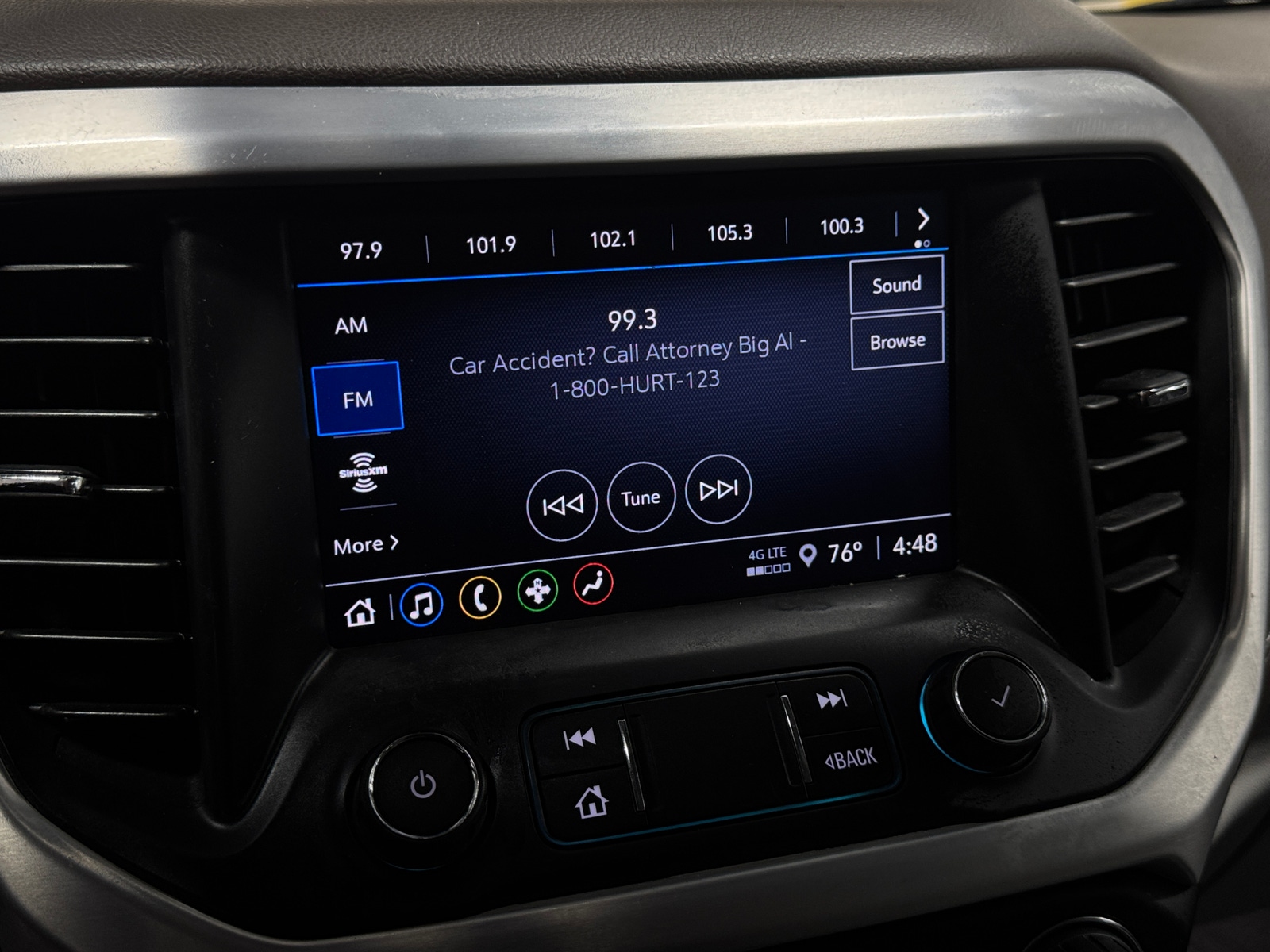 Thumbnail: 2022 GMC Acadia - 4