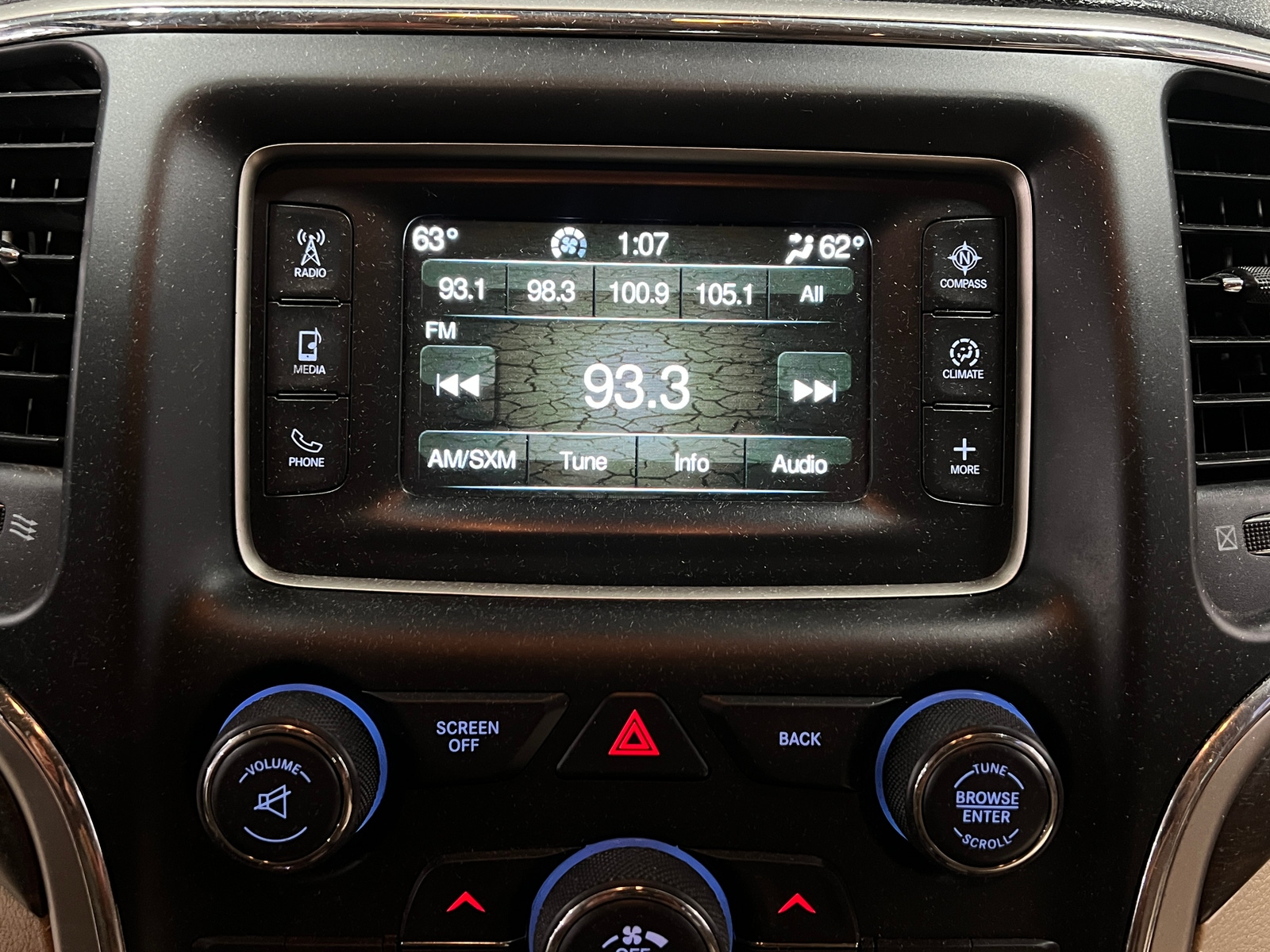 Thumbnail: 2017 Jeep Grand Cherokee - 4