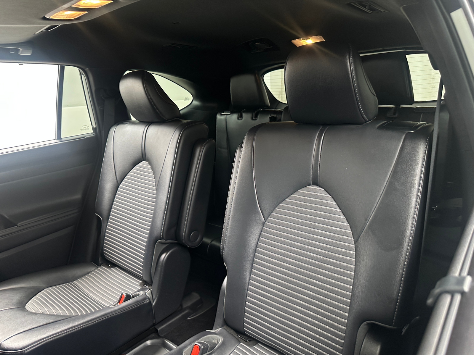 Thumbnail: 2021 Toyota Highlander - 5