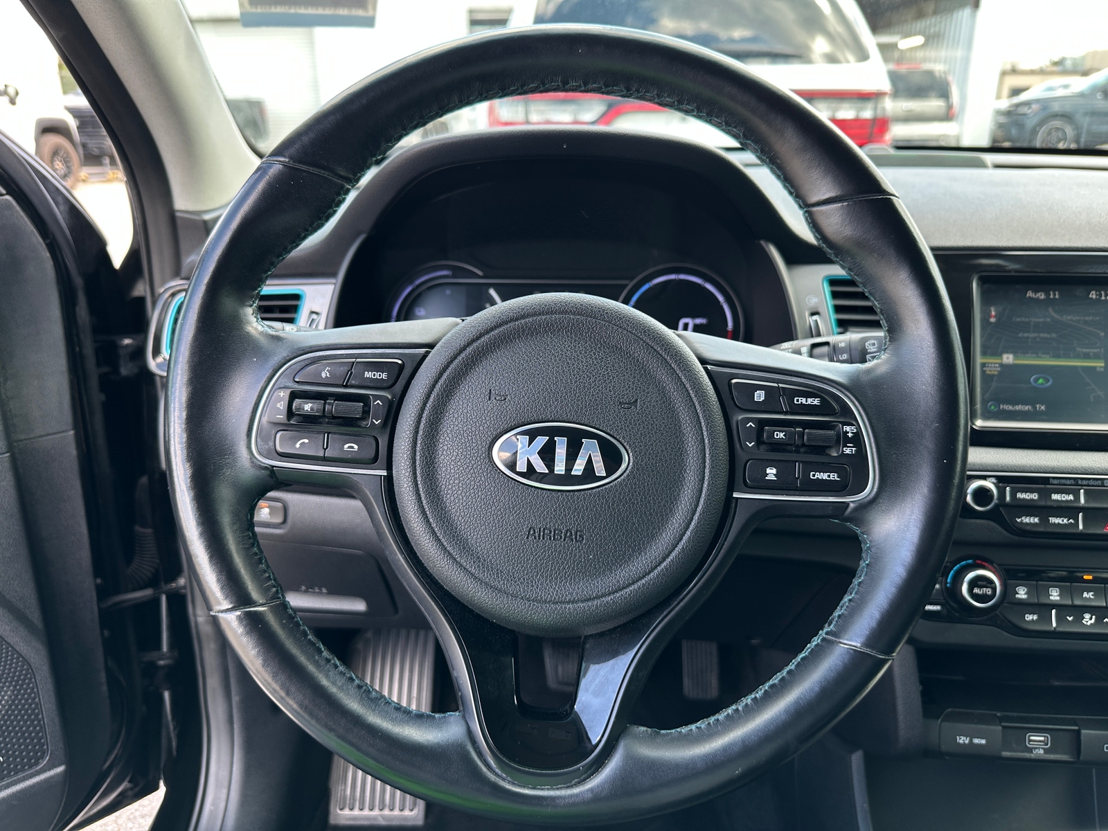 Thumbnail: 2019 Kia Niro - 4