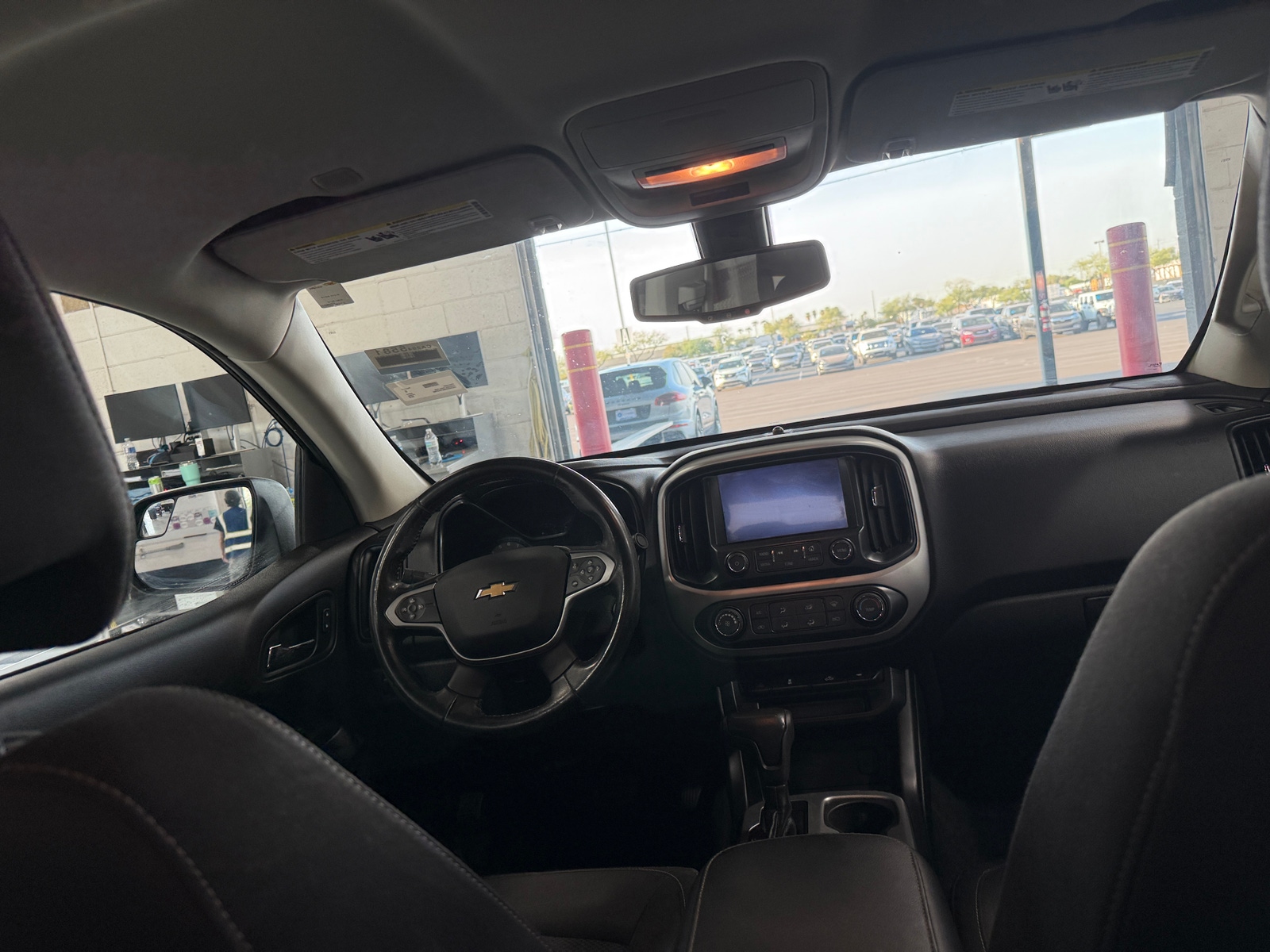 Thumbnail: 2018 Chevrolet Colorado - 3
