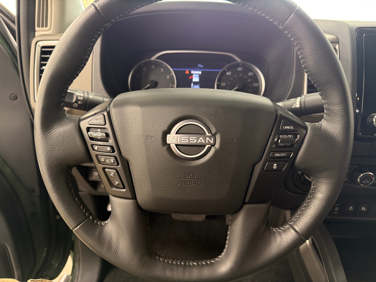 Thumbnail: 2022 Nissan Frontier - 5