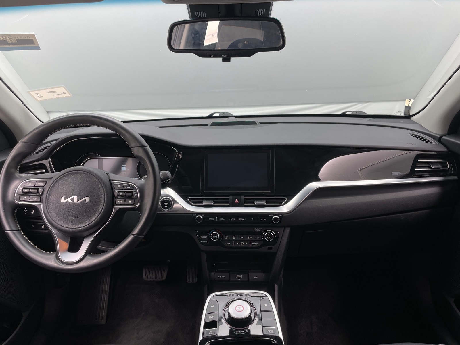 Thumbnail: 2022 Kia Niro - 2