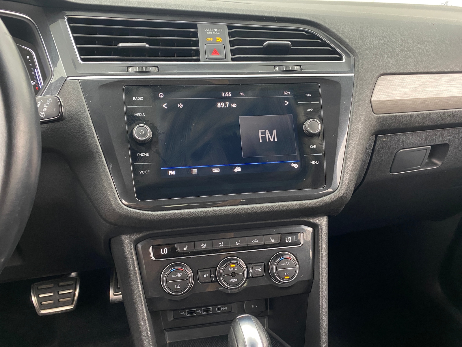 Thumbnail: 2019 Volkswagen Tiguan - 3