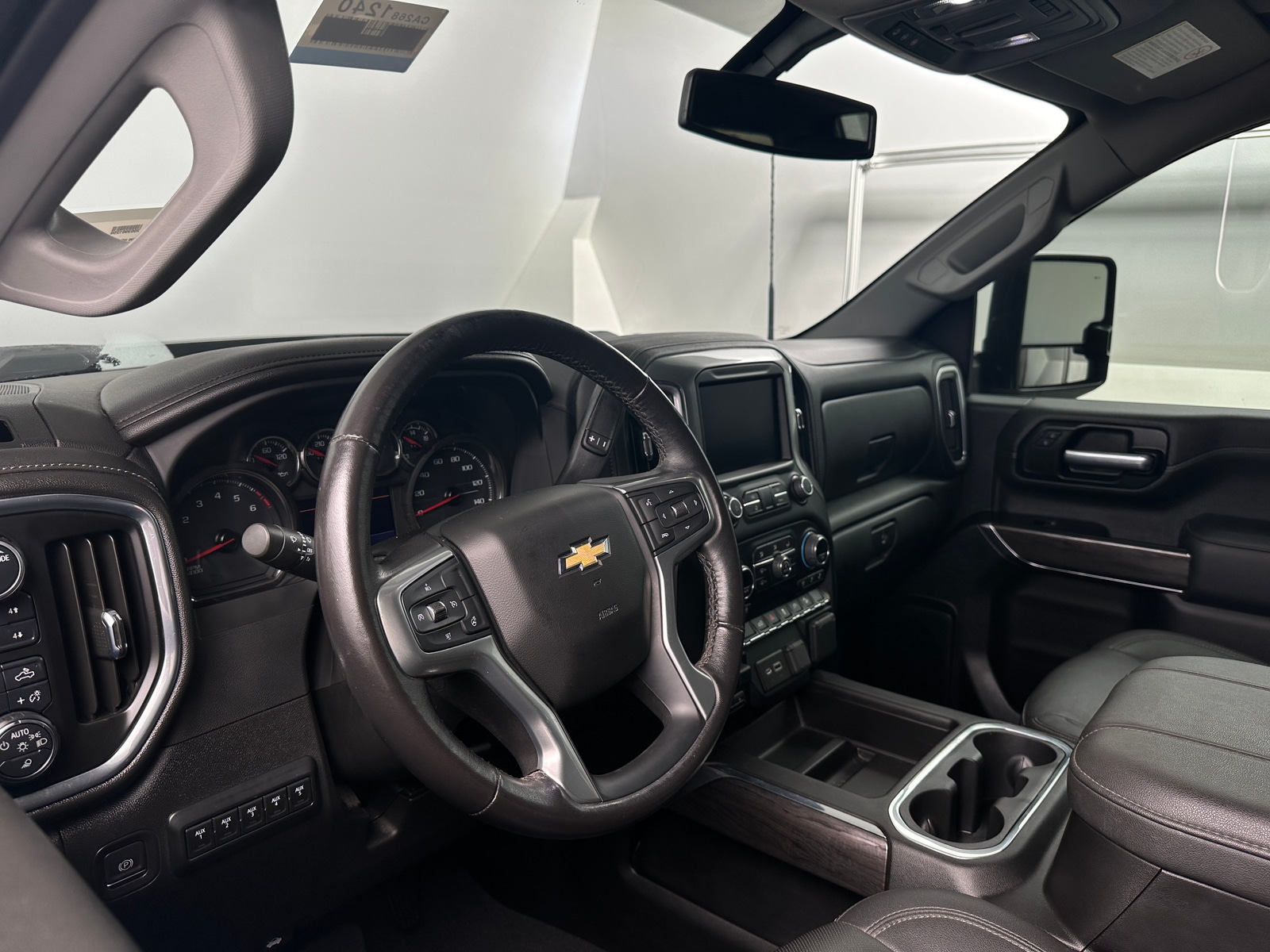 Thumbnail: 2023 Chevrolet Silverado 2500 - 2