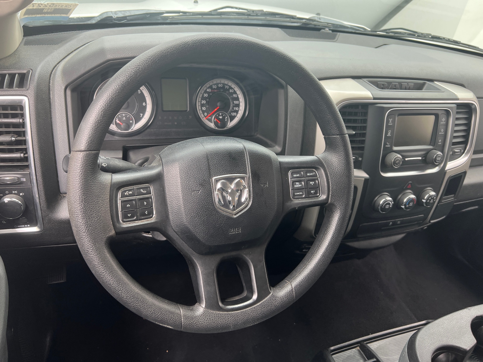 Thumbnail: 2019 RAM 1500 Classic - 5