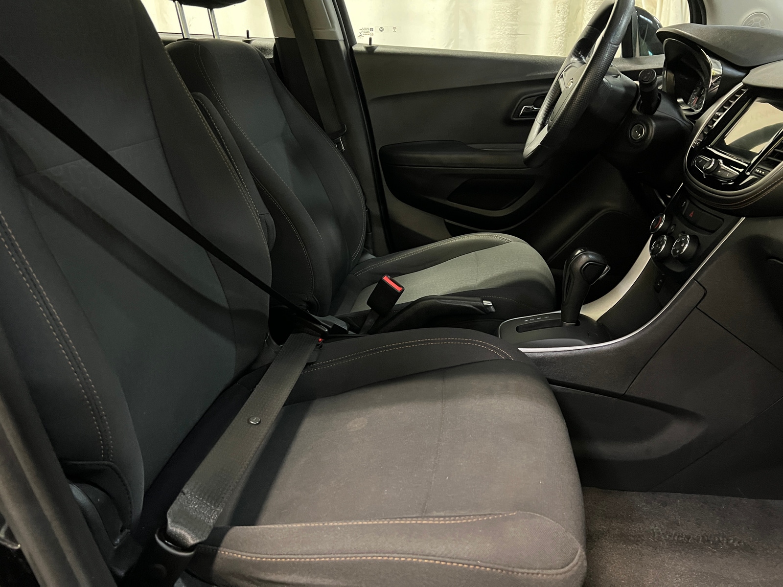 Thumbnail: 2019 Chevrolet Trax - 2