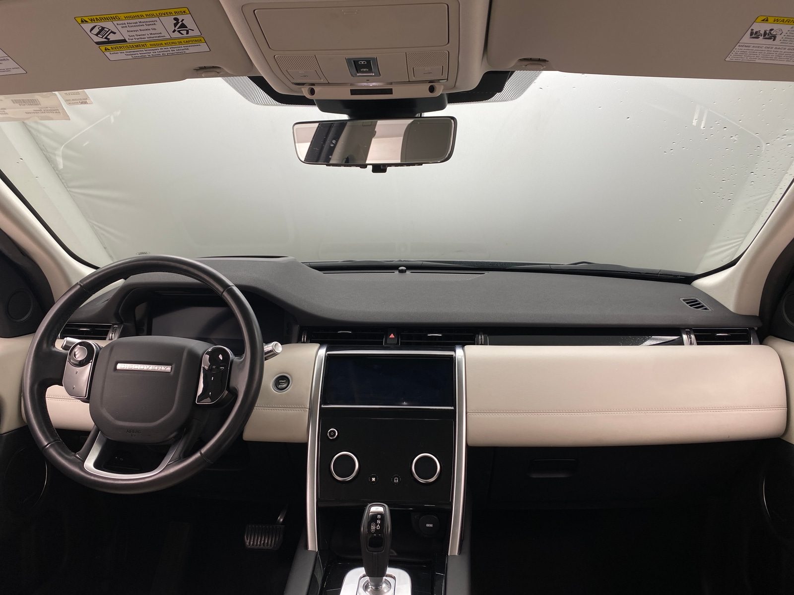 Thumbnail: 2020 Land Rover Discovery Sport - 2