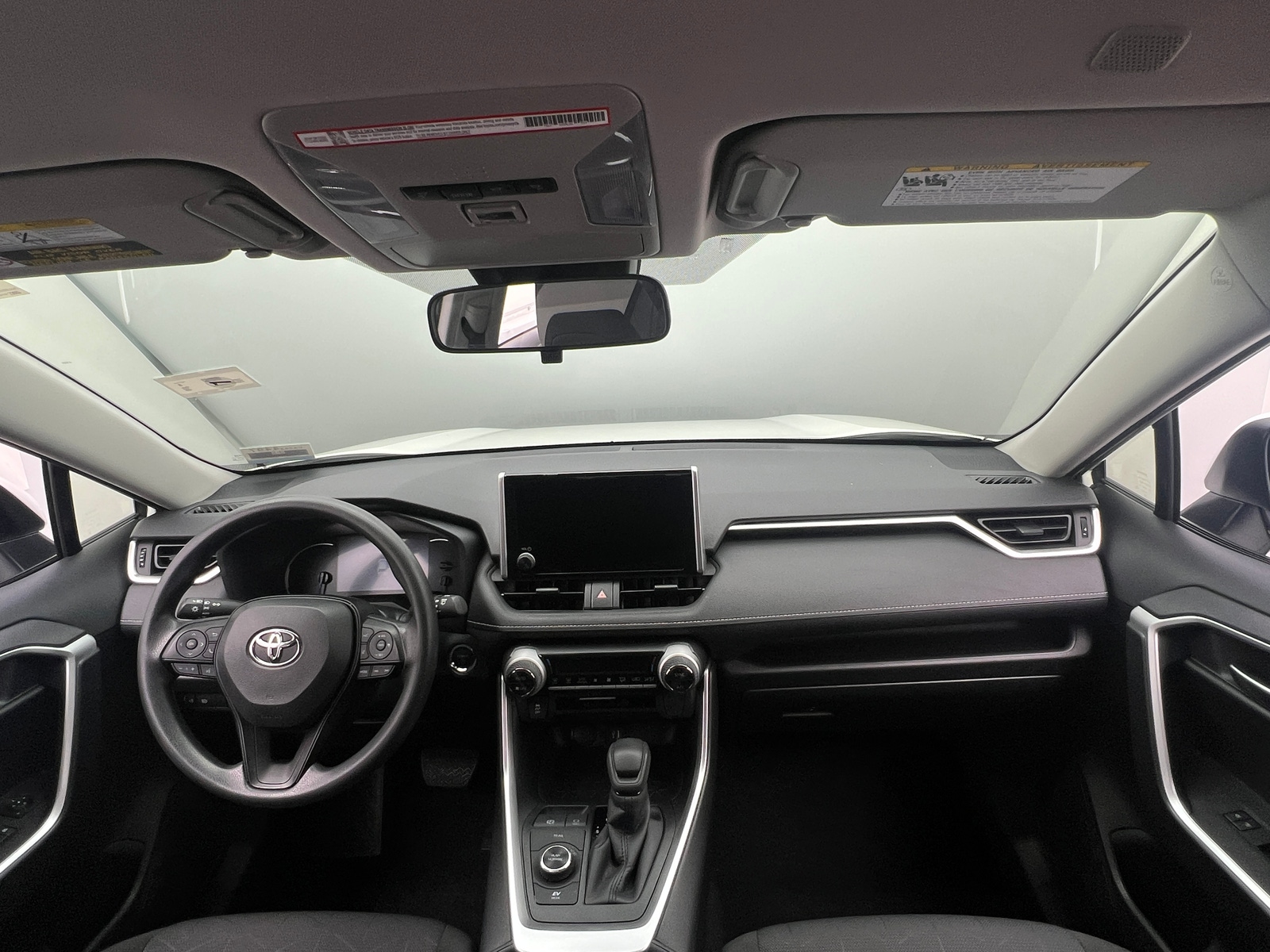 Thumbnail: 2025 Toyota RAV4 - 3