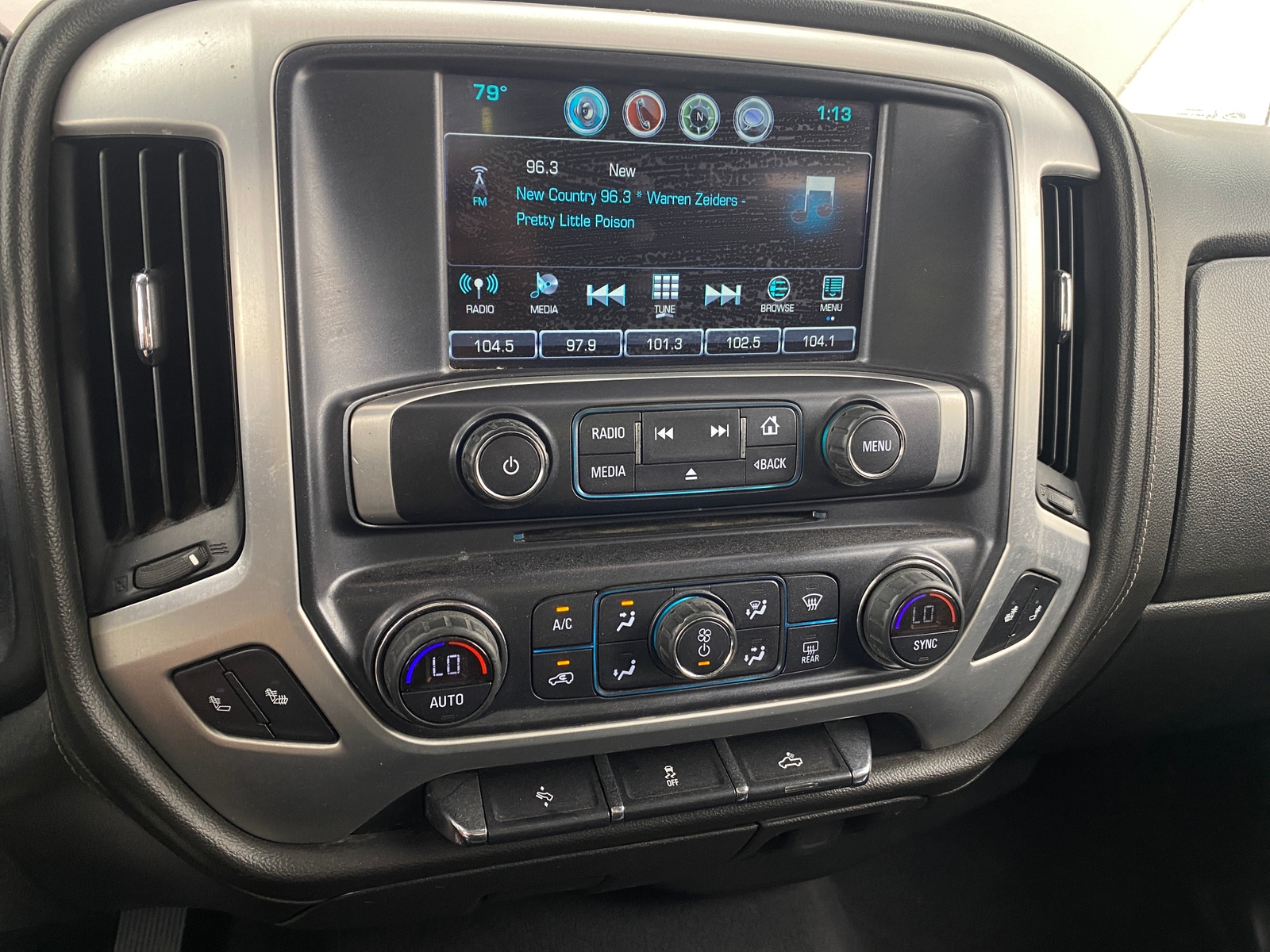 Thumbnail: 2018 GMC Sierra 1500 - 3
