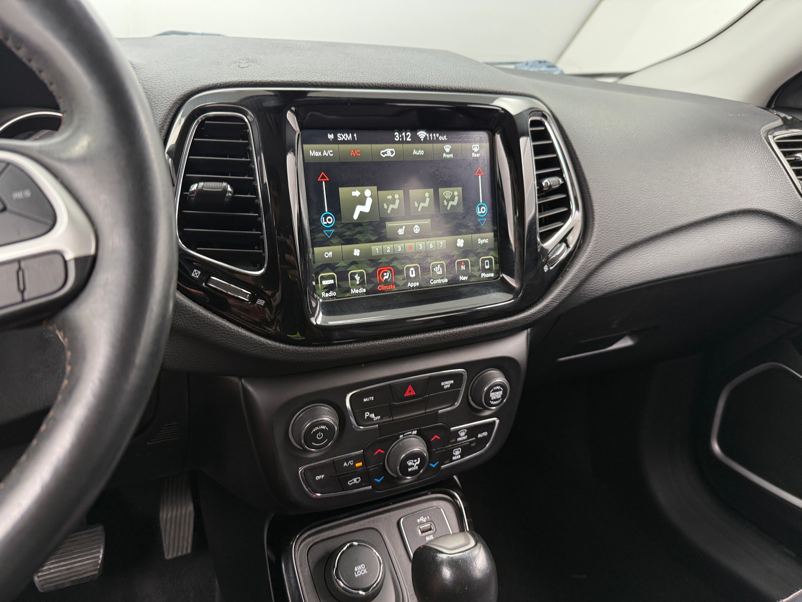 Thumbnail: 2019 Jeep Compass - 3