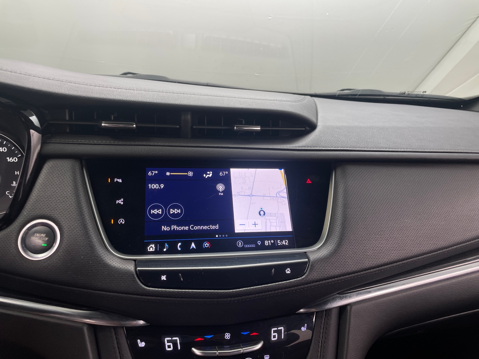Thumbnail: 2022 Cadillac XT5 - 3
