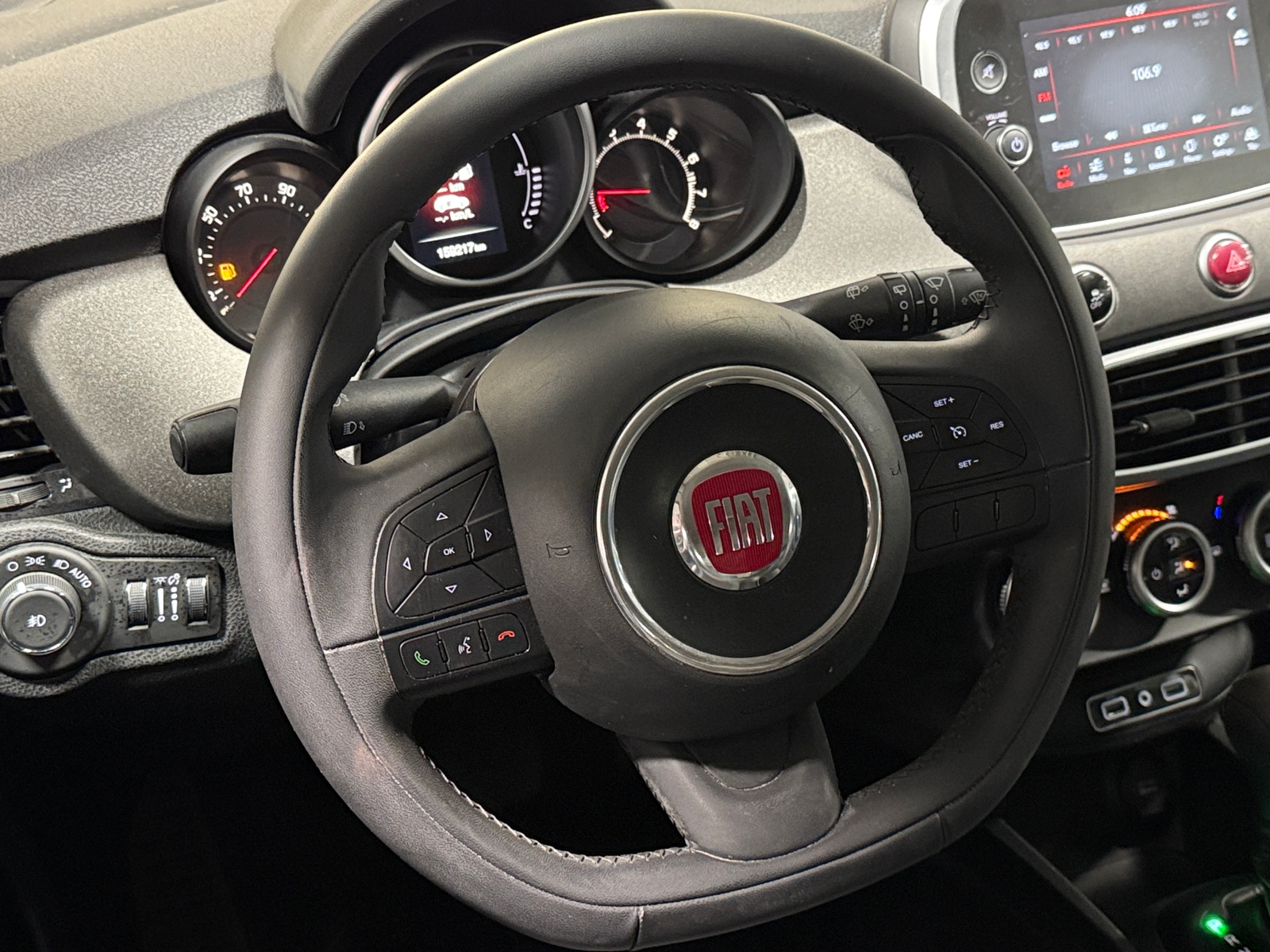 Thumbnail: 2018 Fiat 500X - 5