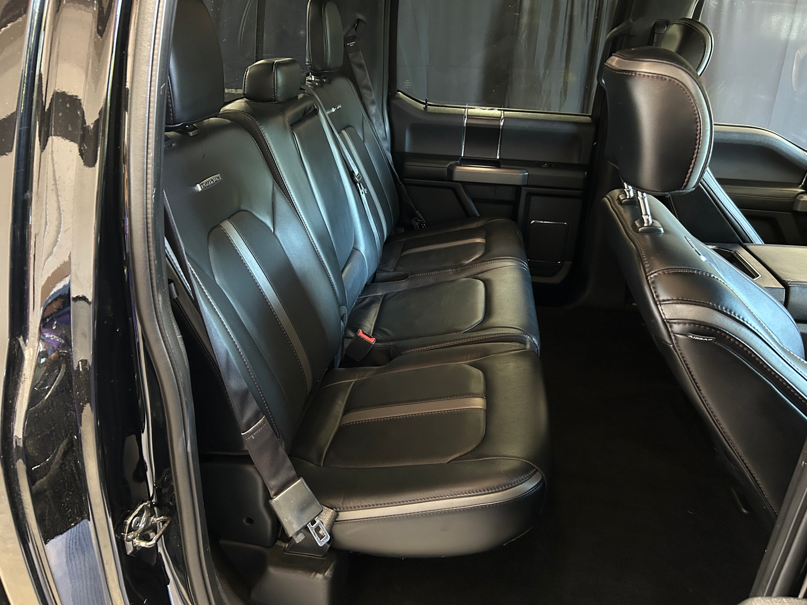 Thumbnail: 2018 Ford Econoline - 5