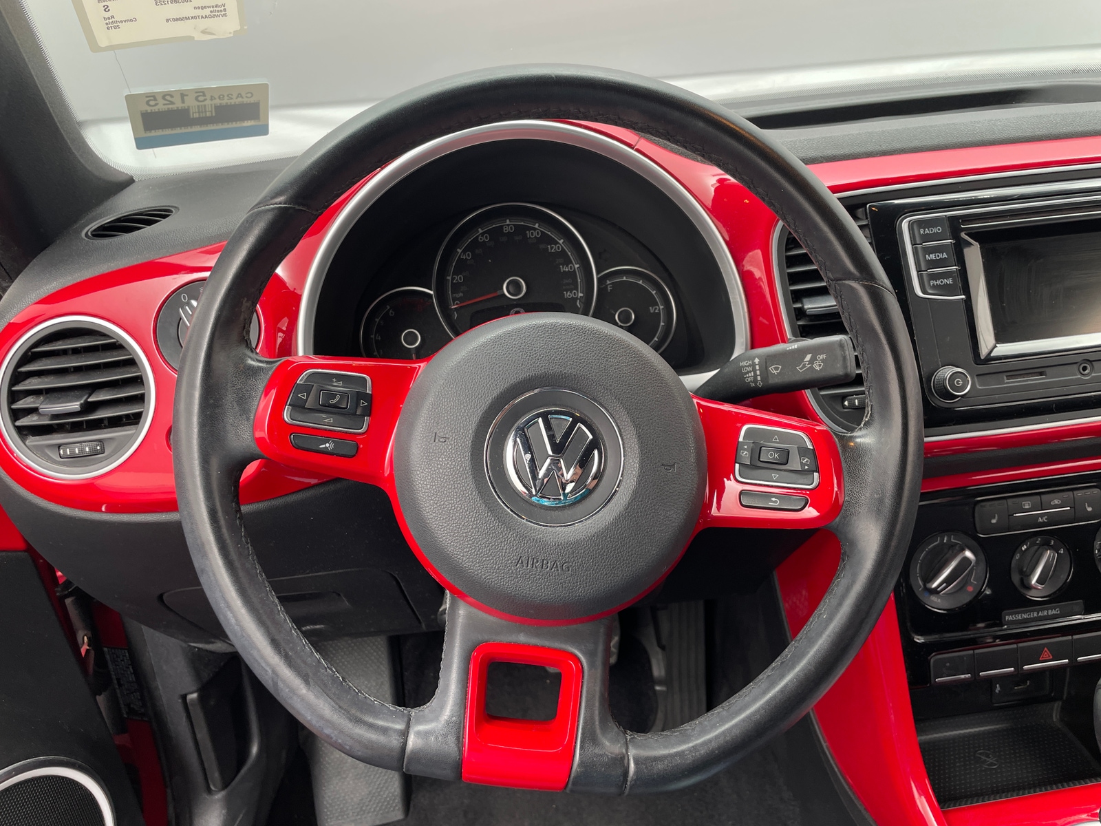 Thumbnail: 2019 Volkswagen Beetle - 4