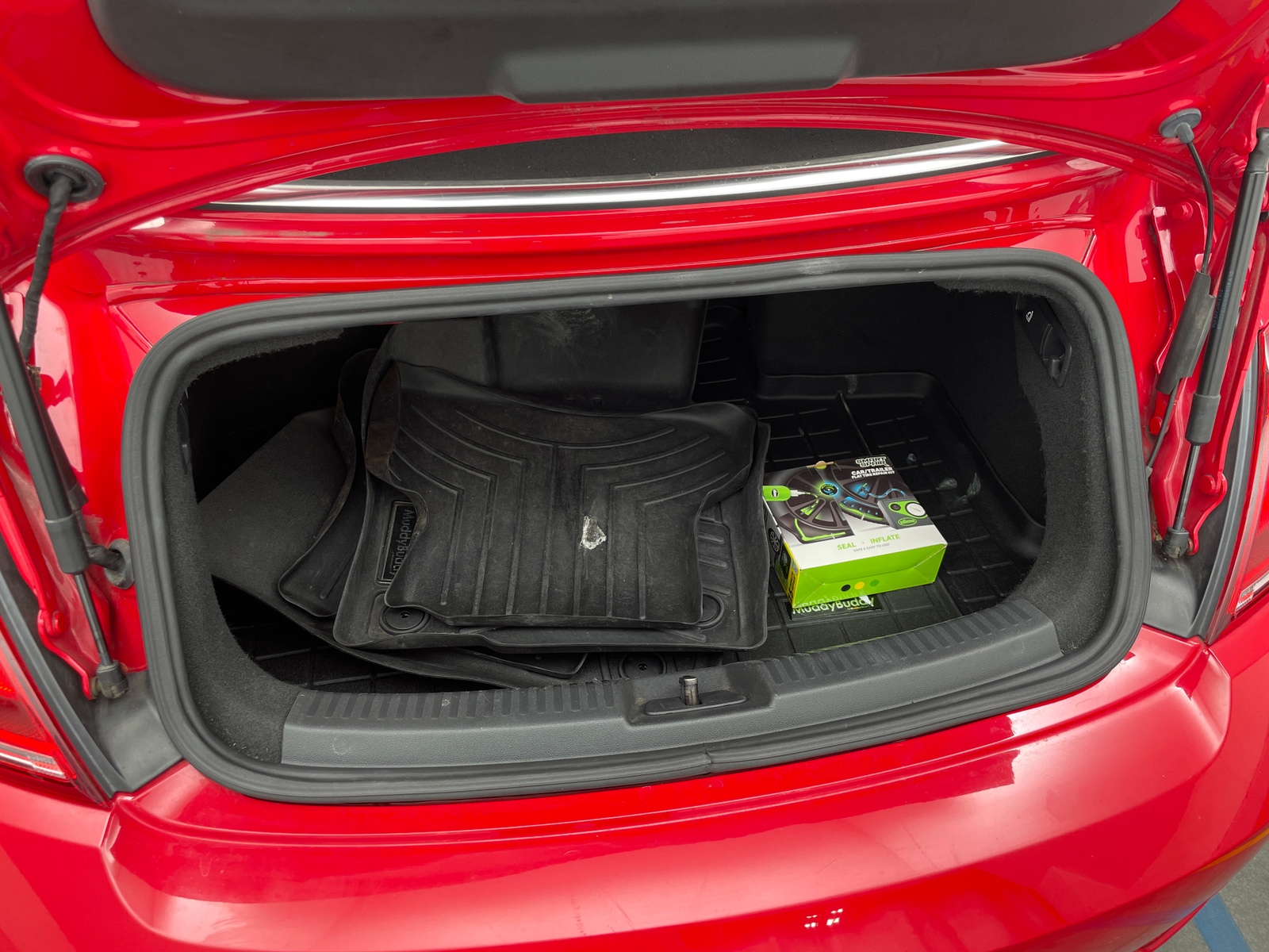 Thumbnail: 2019 Volkswagen Beetle - 6