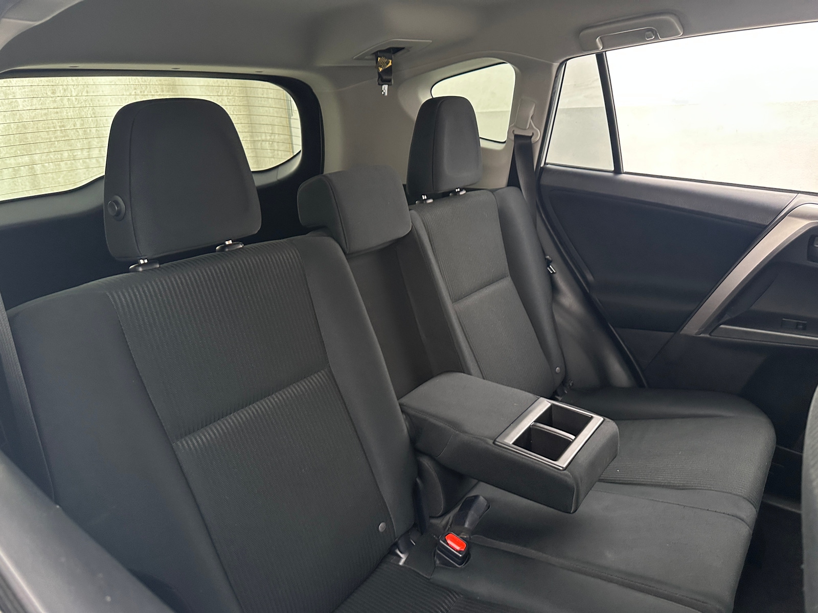 Thumbnail: 2017 Toyota RAV4 - 6