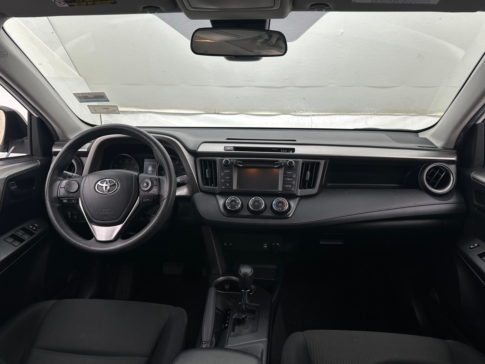 Thumbnail: 2017 Toyota RAV4 - 3