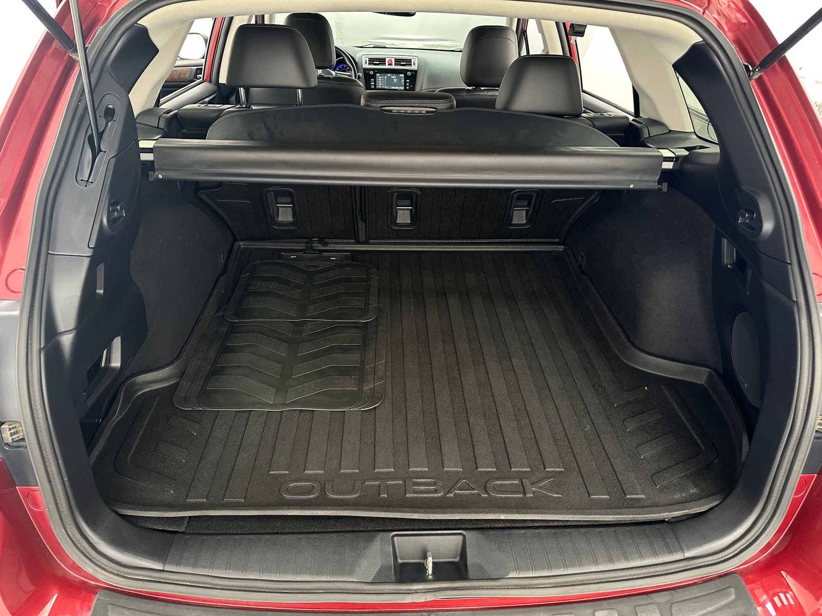Thumbnail: 2015 Subaru Outback - 6