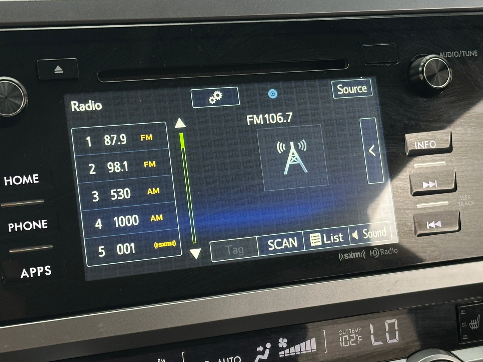 Thumbnail: 2015 Subaru Outback - 3