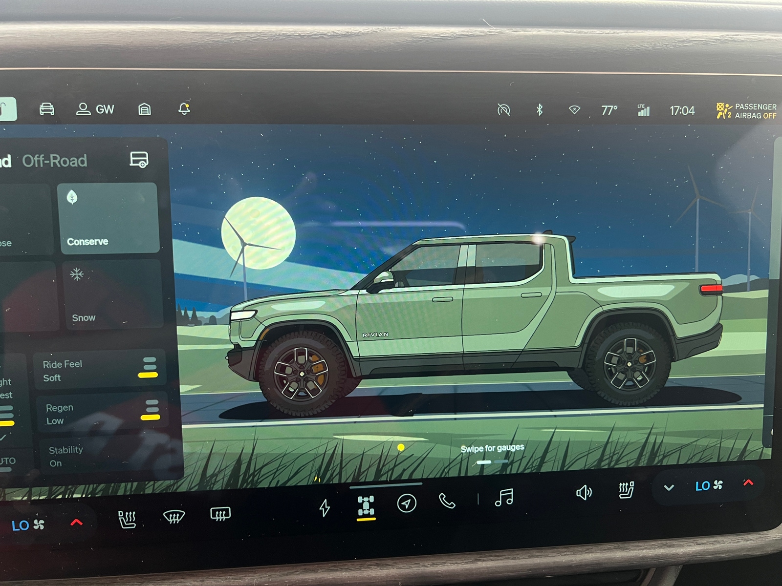 Thumbnail: 2022 Rivian R1T - 3