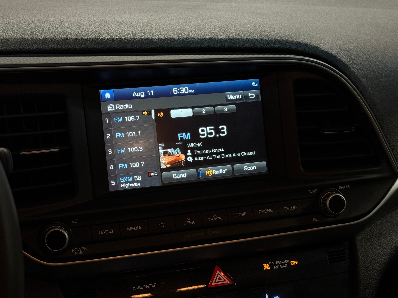 Thumbnail: 2020 Hyundai Elantra - 4