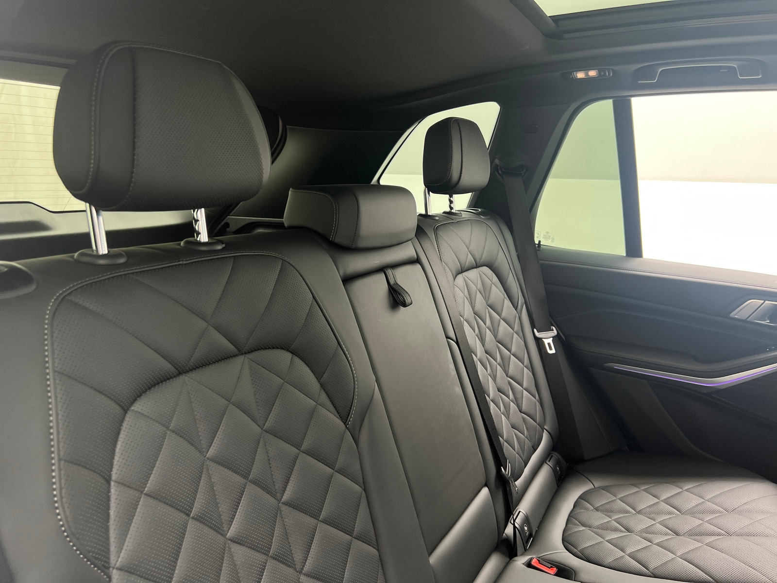 Thumbnail: 2024 BMW X5 - 6
