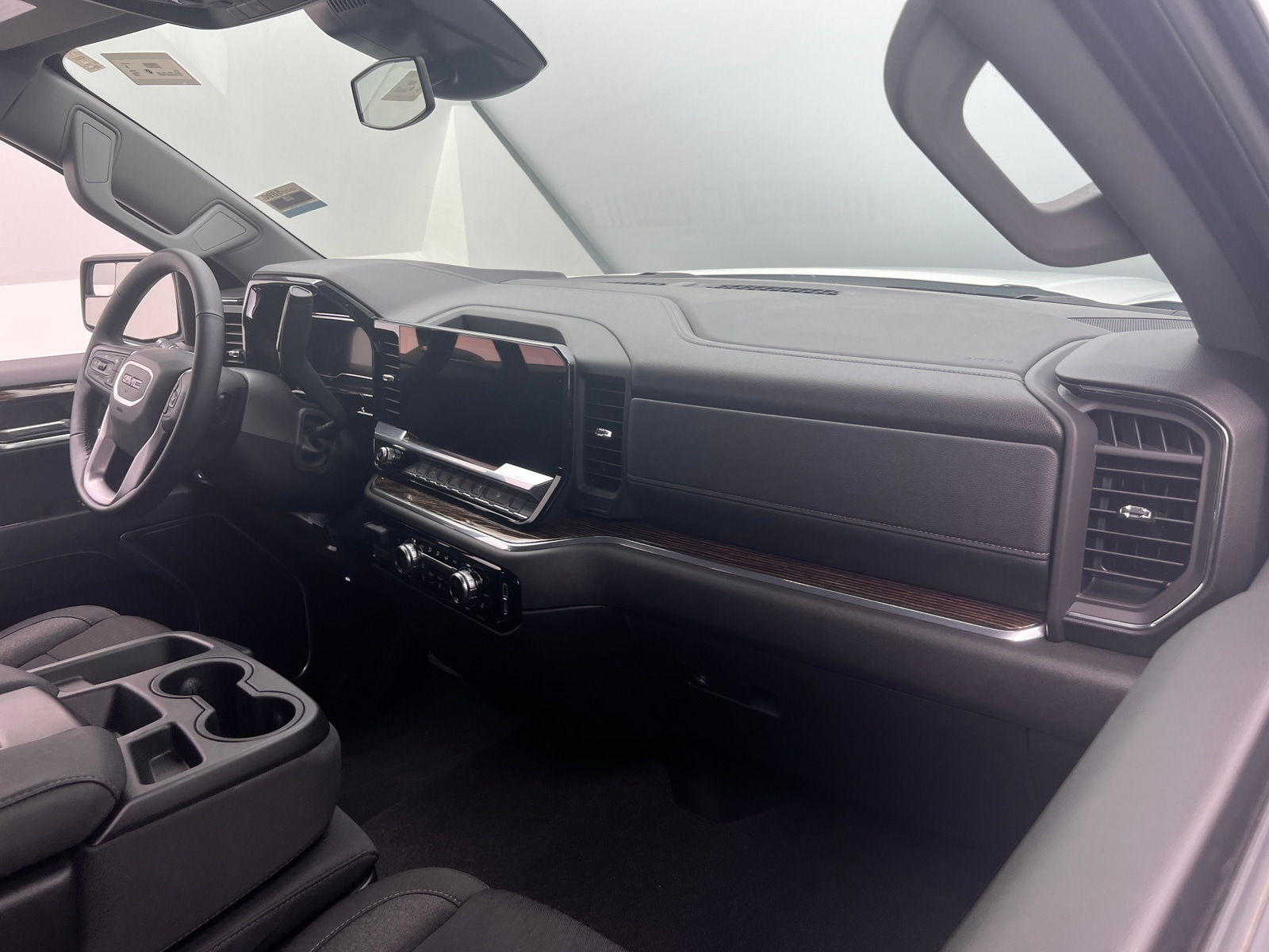 Thumbnail: 2025 GMC Sierra 1500 - 3