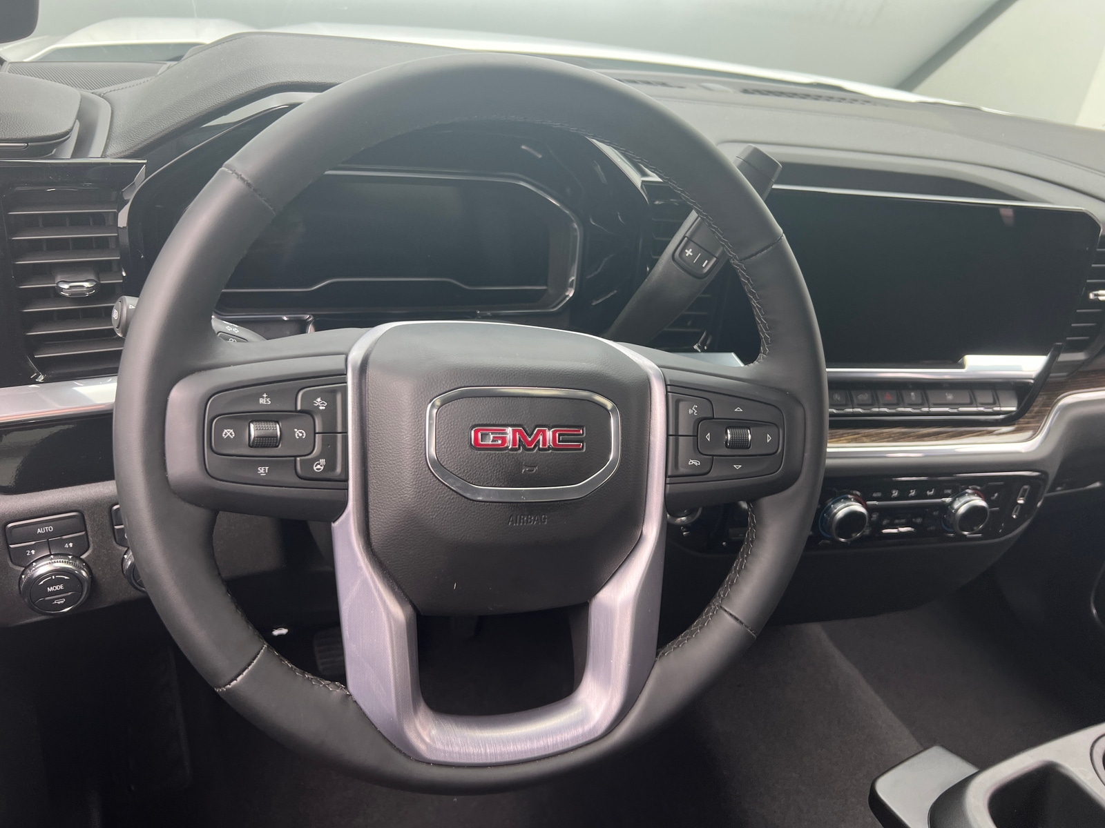Thumbnail: 2025 GMC Sierra 1500 - 5
