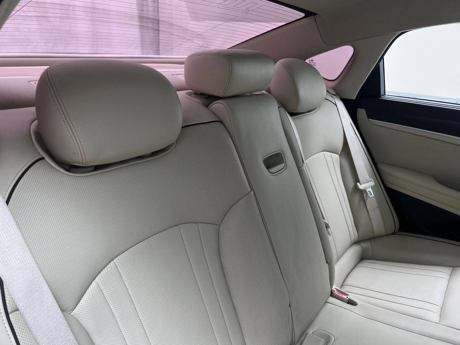 Thumbnail: 2016 Hyundai Genesis - 5