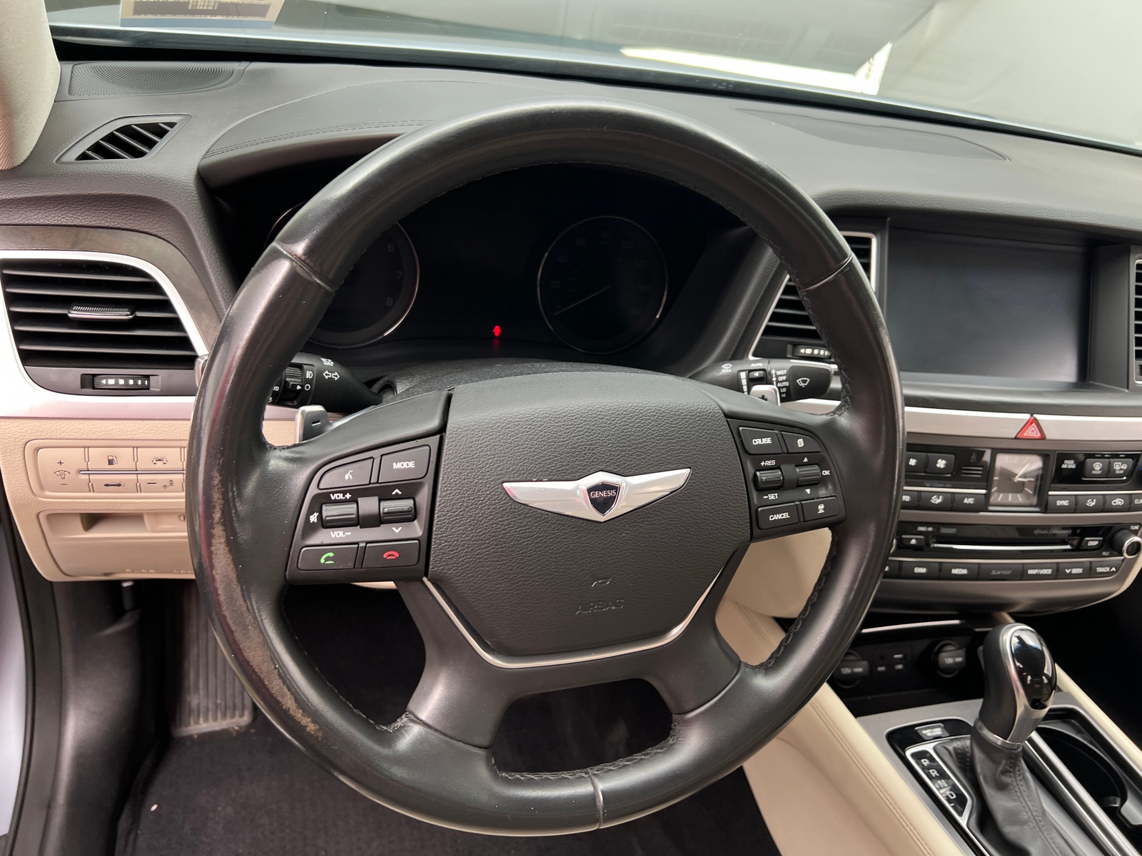Thumbnail: 2016 Hyundai Genesis - 4